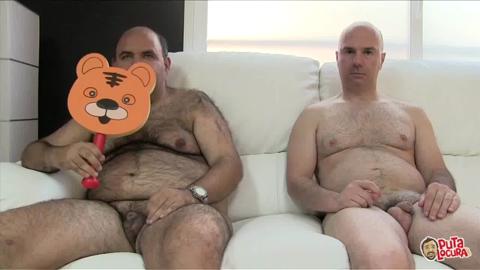 36572